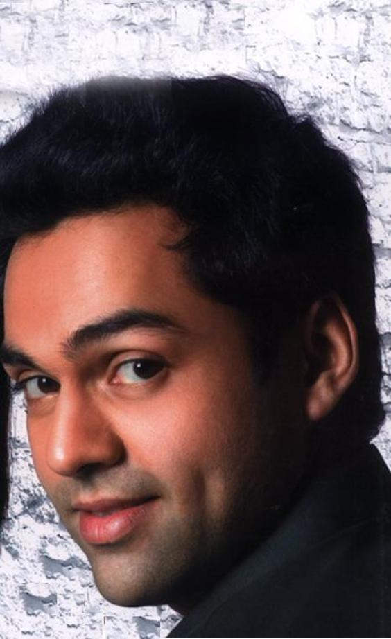Abhay Deol Showing His Dimple