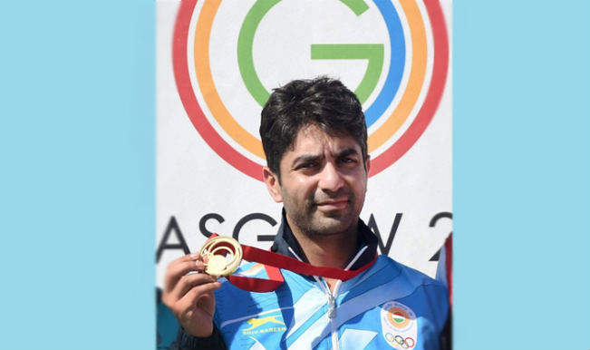 Abhinav Showing His Medal
