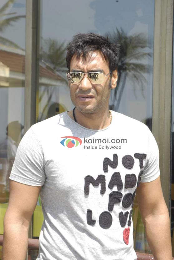 Ajay Devgan Wearing Round Neck T-shirt