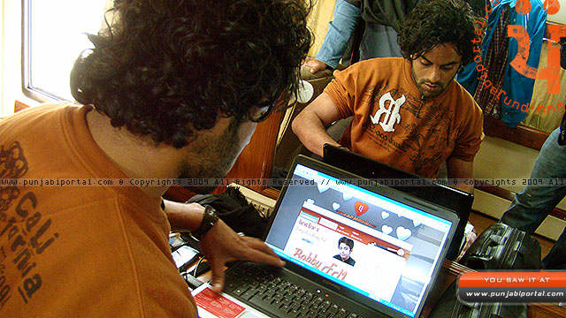Aman Dhaliwal Using Computer