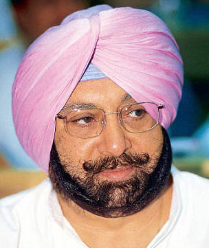 Amarinder Singh In Pink Turban