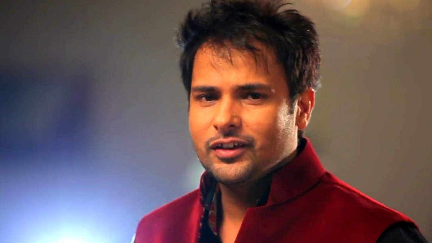 Smiling Face Of Amrinder Gill