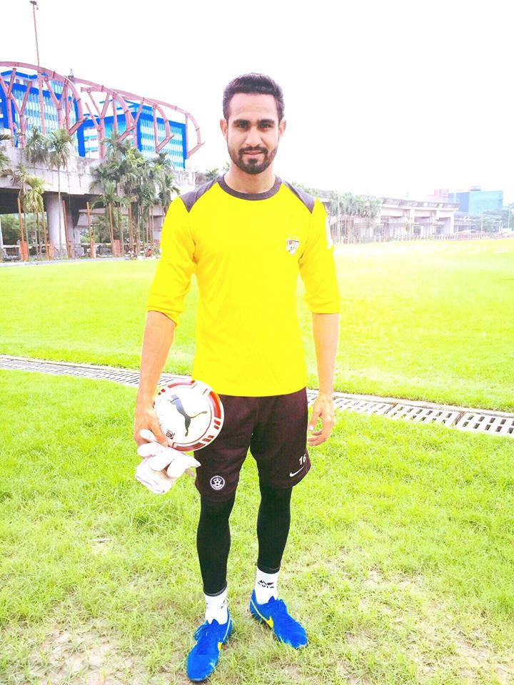 Amrinder Singh In Yellow T-shirt