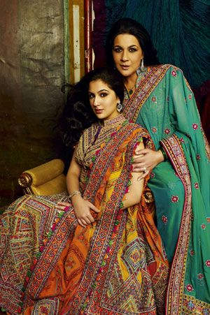 Amrita Singh With Her Daughter