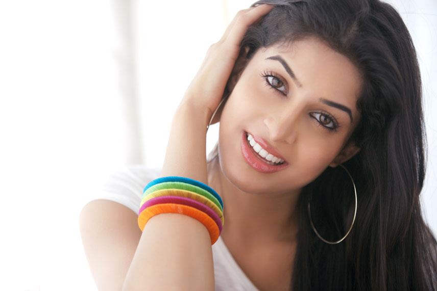 Anisha Pooja Cute Smile