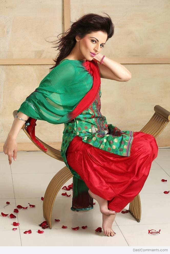 Anita Kailey Wearing Punjabi Suit