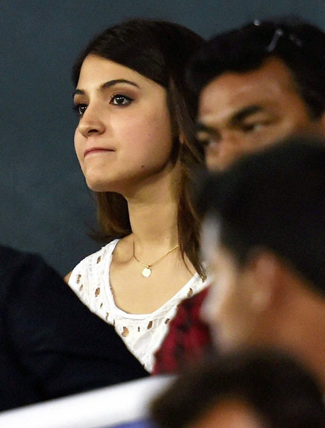 Anushka Sharma Looking Serious