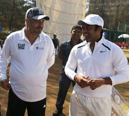 Balwinder Singh Sandhu With Tennis Player