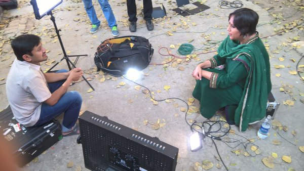 Barkha Dutt Taking Interview Picture