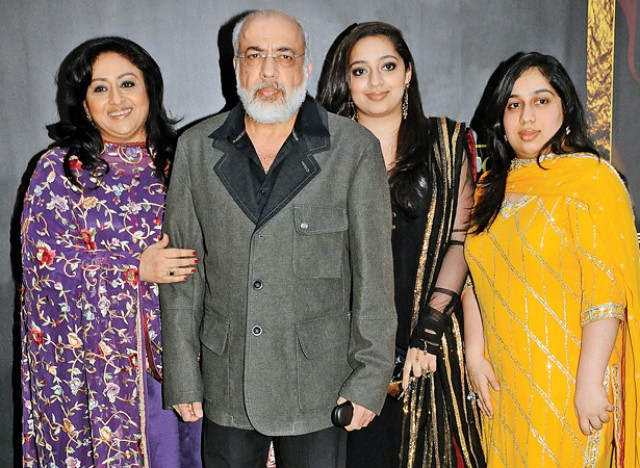 Bindiya Goswami And Her Family