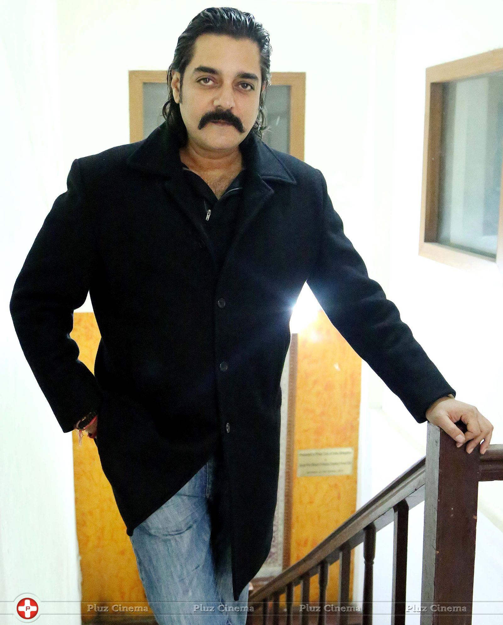 Chandrachur Singh Weaing Black Coat And Blue Jeans