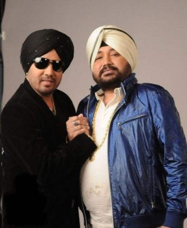 Daler Mehndi With His Brother