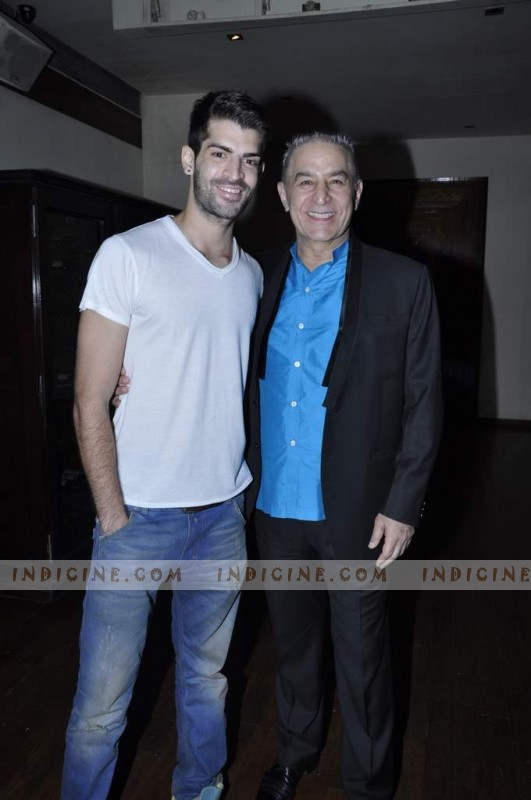 Dalip Tahil With His Son
