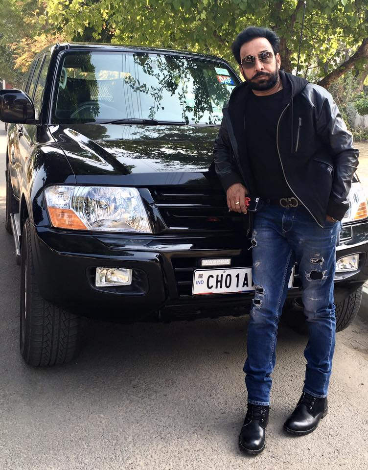 Darshan Aulakh Wearing Black Jacket And Blue Jeans