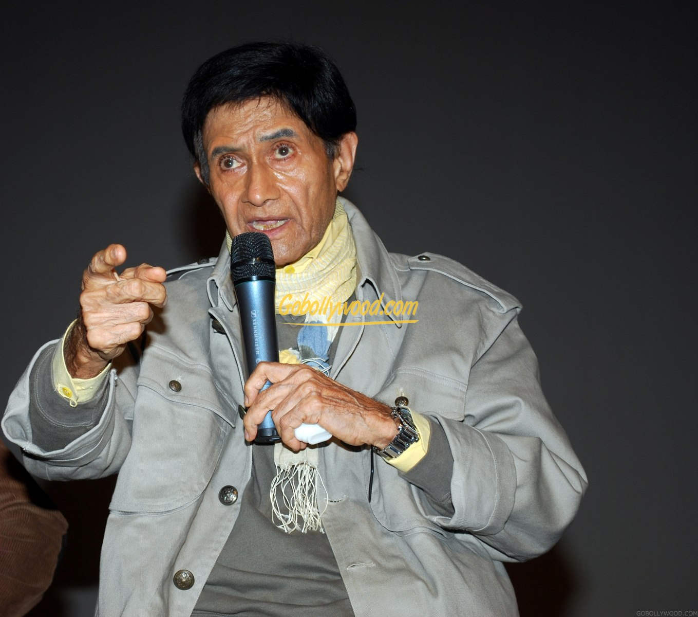 Dev Anand On Mic