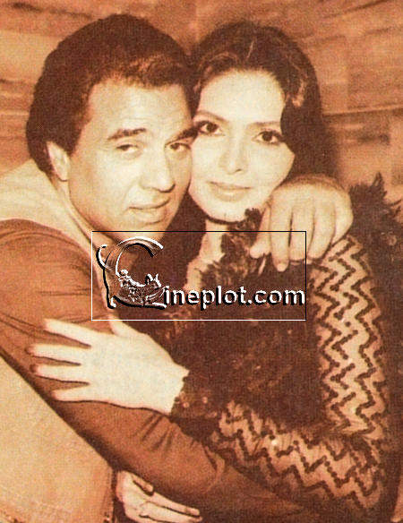 Dharmendra With Actress Parveen