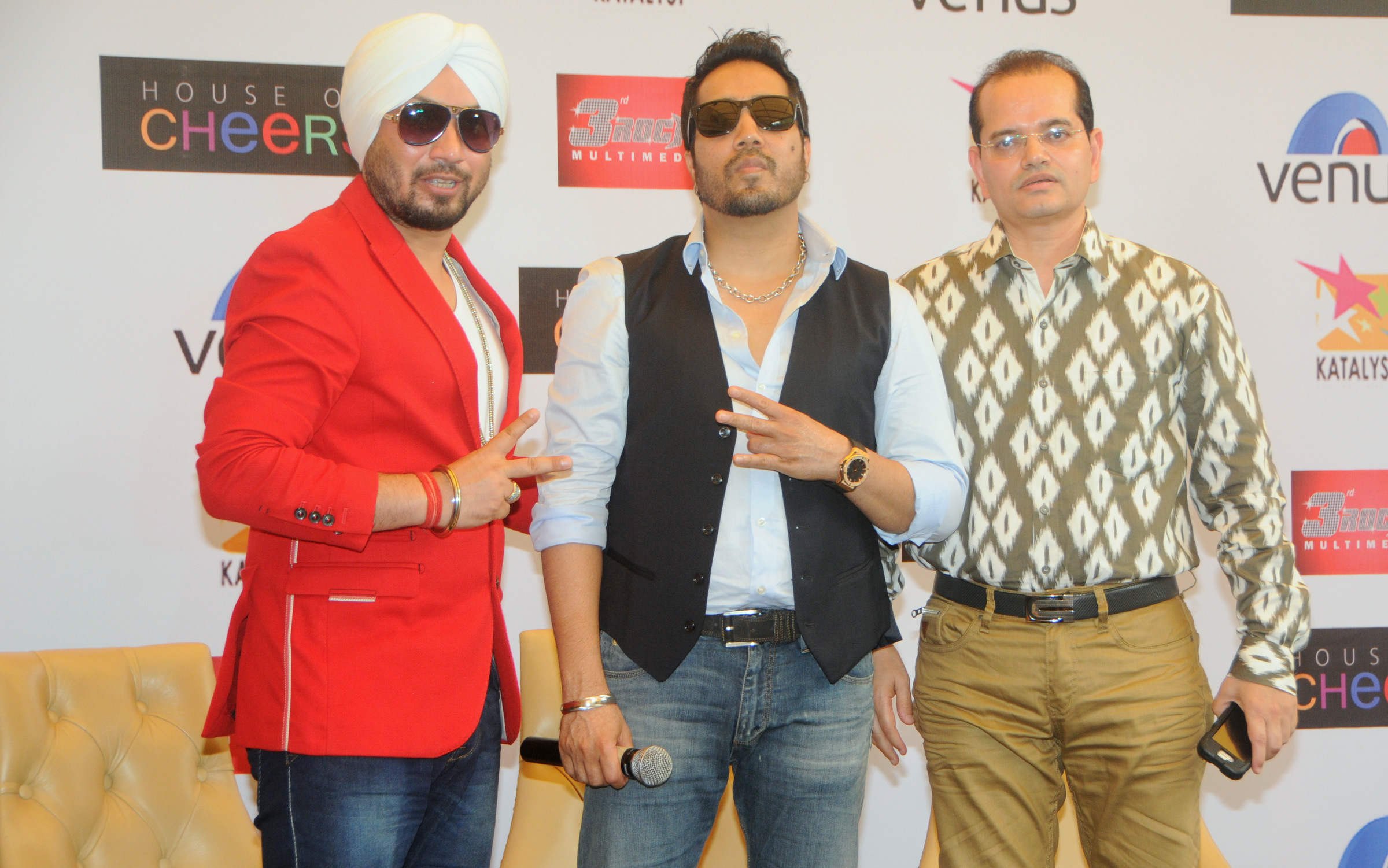 Dilbagh Singh With Mika Singh And Champak Jain Venus
