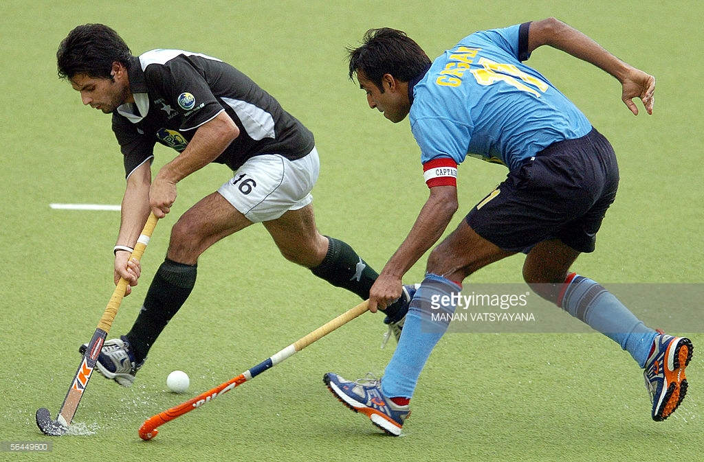 Gagan Ajit Singh Playing With Another Team Player