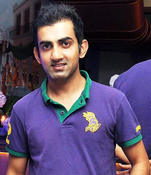 Gautam Gambhir Wearing Purple T-shirt
