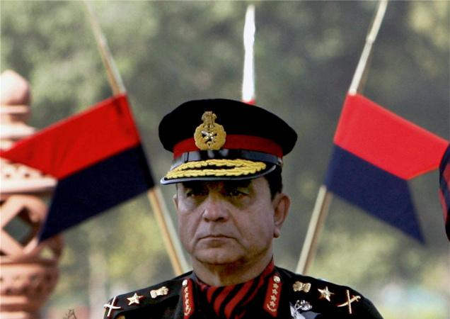 General Deepak Kapoor Wearing Army Cap