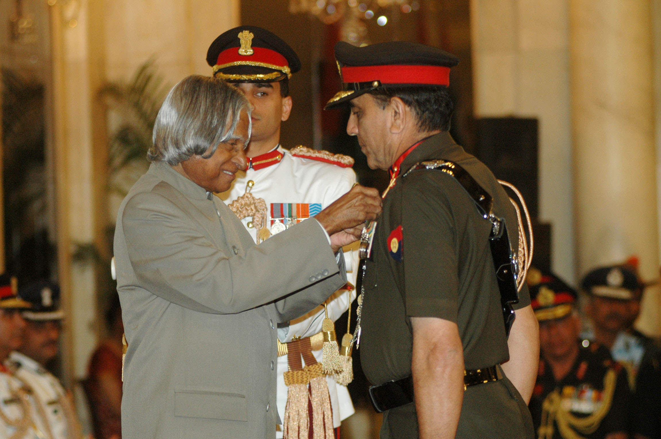 General Deepak Kapoor With Apj Abdul Kalam