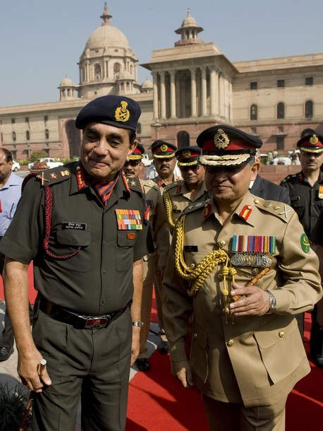 General Deepak Kapoor With Mohammad Abdul Mubee
