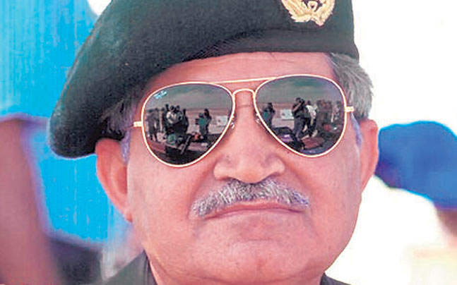 General Ved Prakash Malik Wearing Goggles