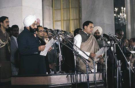 Giani Zail Singh With Rajiv Gandhi