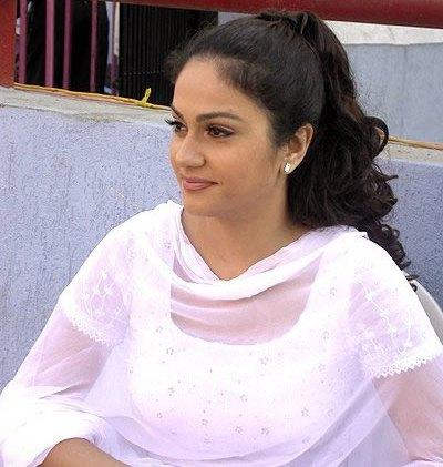 Gracy Singh Ponytail Hairstyle