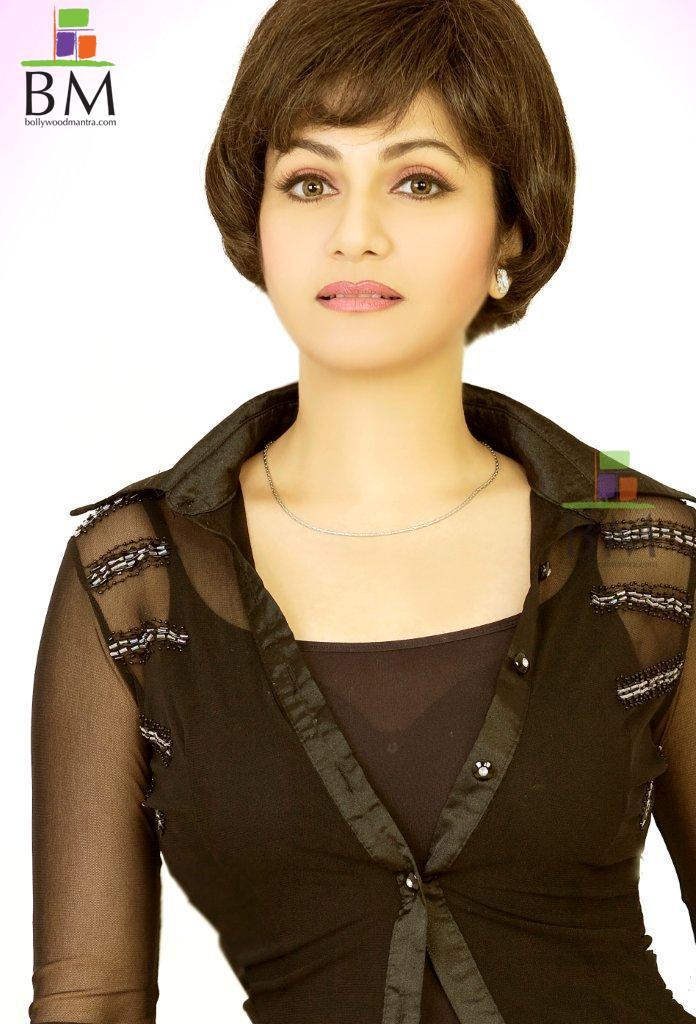 Gracy Singh Short Hairstyle