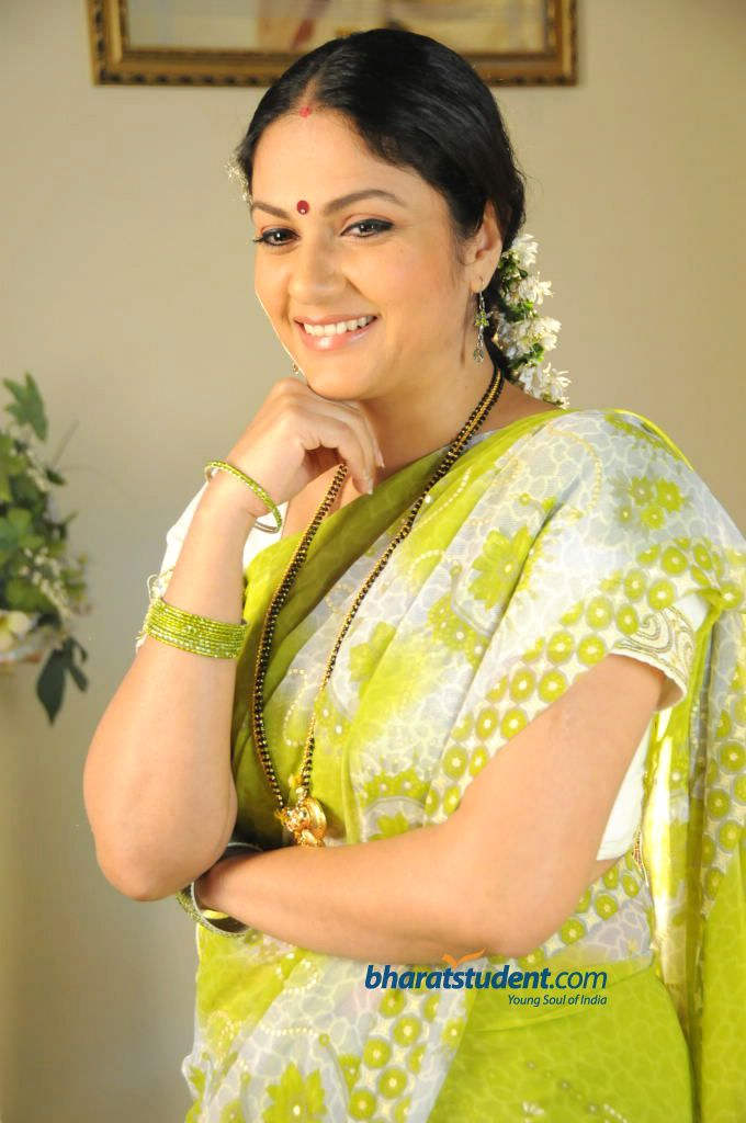 Gujarati Actress Gracy Singh