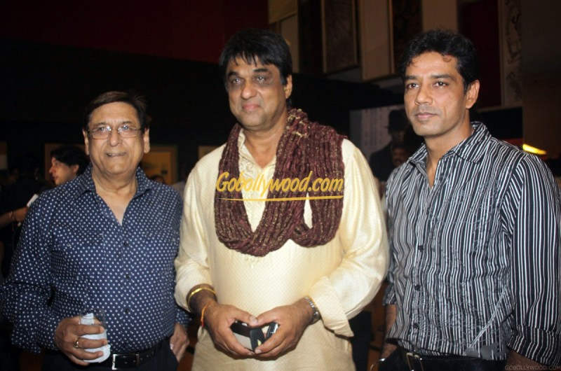 Gufi Paintal With Other Actors