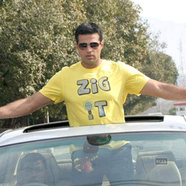 Gulzar Chahal In Yellow Shirt