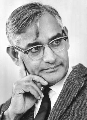 Black And White Picture Of Har Gobind Khorana