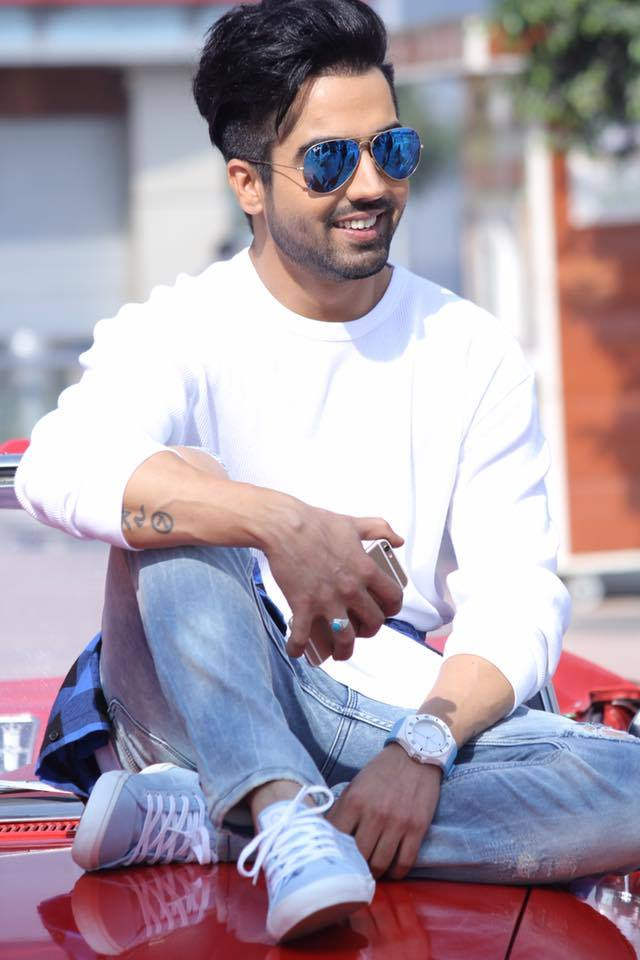Hardy Sandhu In White T-shirt And Blue Jeans