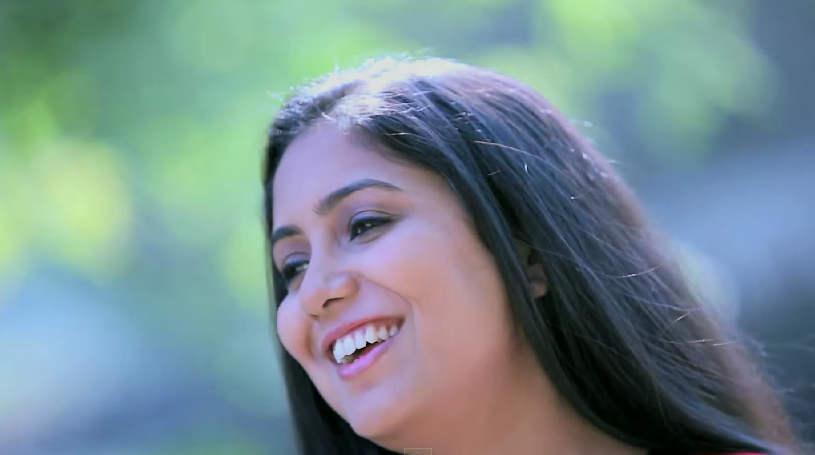 Smiling Pic Of Harshdeep Kaur