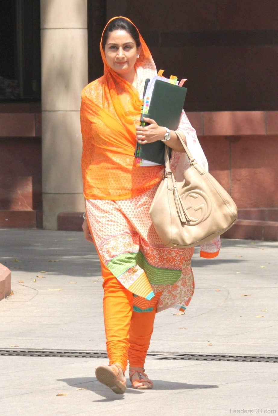 Harsimrat Badal Wearing Pajami Suit