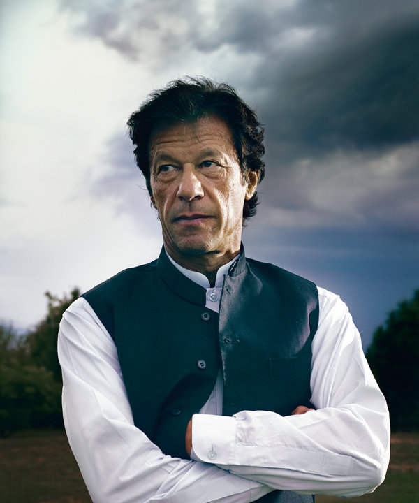 Imran Khan Wearing Half Jacket