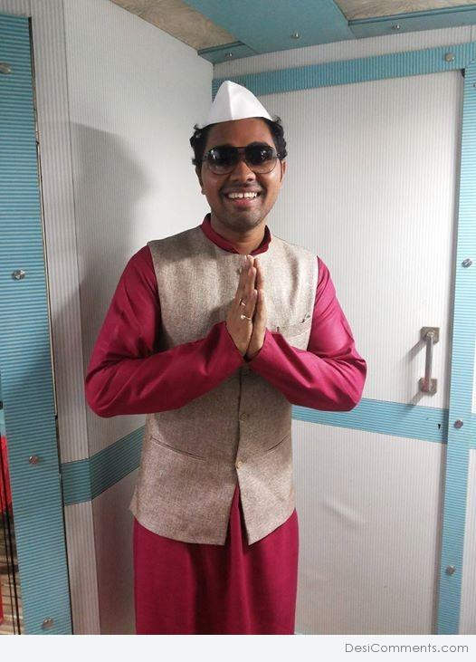 Jaswant Singh Rathore Linking Hand In Red Kurta Pajama