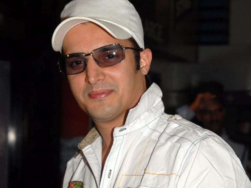Jimmy Shergill Wearing Spectacles