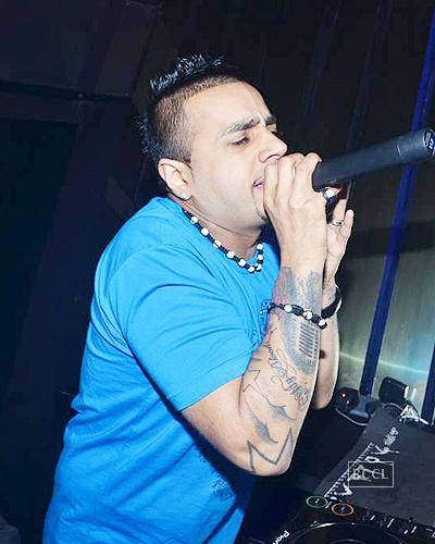Juggy D Singing A Song