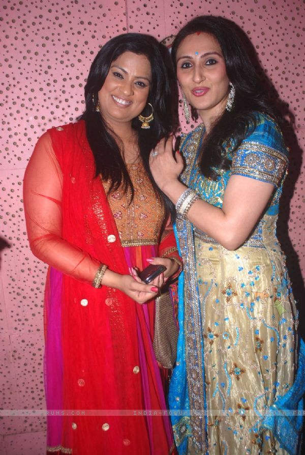 Juhi Babbar And Richa Sharma