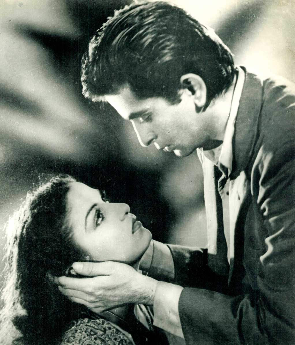 Kamini Kaushal And Raj Kapoor