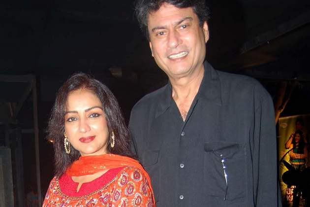 Kanwaljeet Singh With His Wife