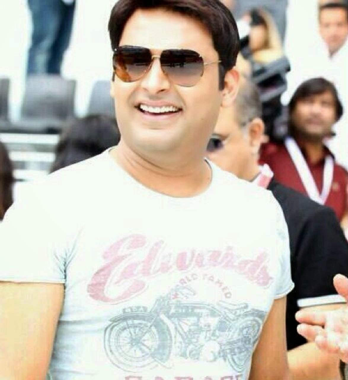 Kapil Sharma In White Tshirt