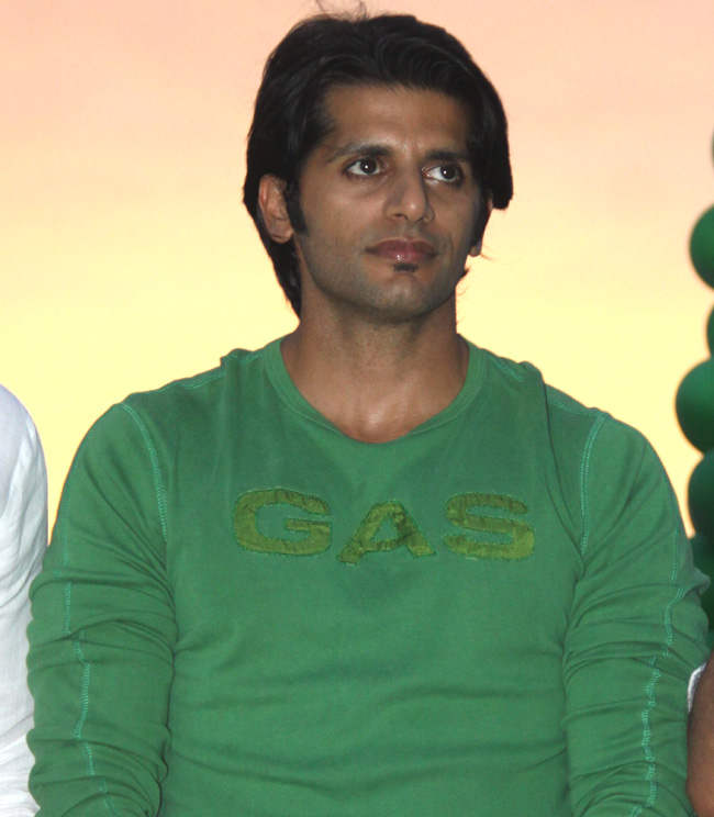 Karanvir Bohra In Green Tshirt