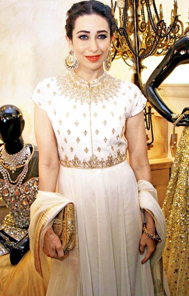 Karisma Kapoor Looking Beautiful In White Dress