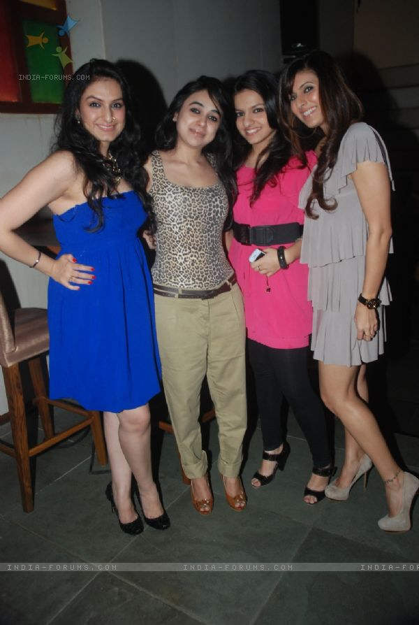 Khushboo Grewal With Her Friends