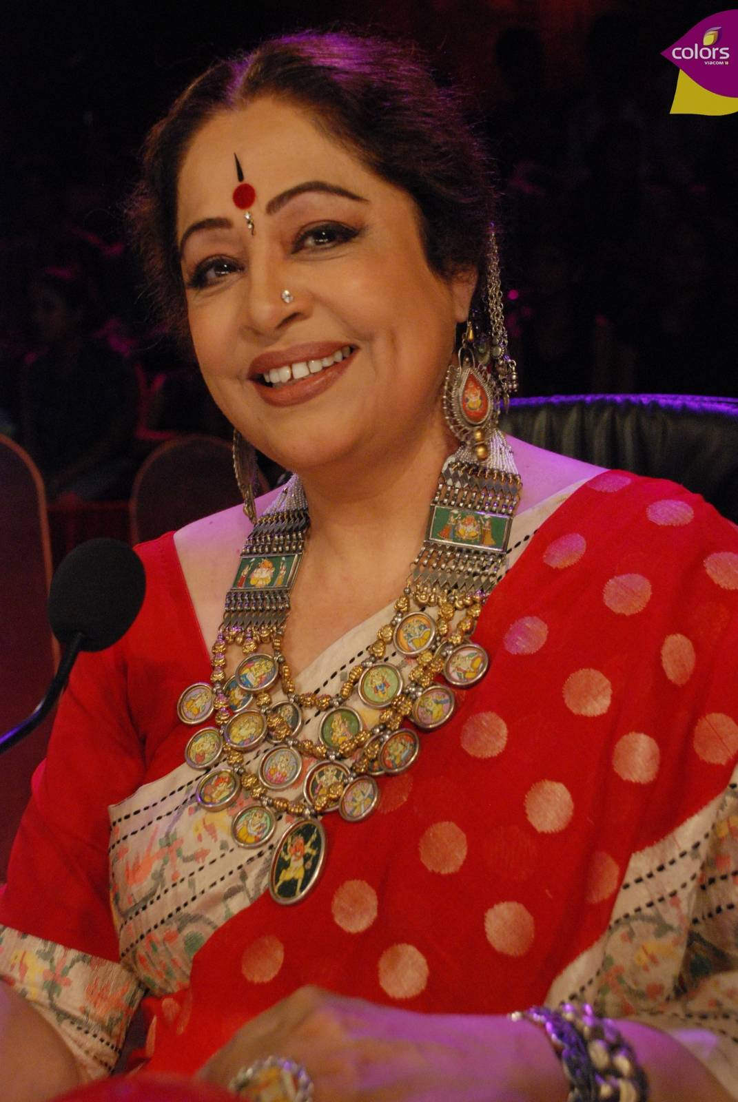 Kirron Kher Looking Awesome