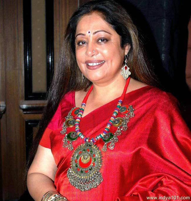 Kirron Kher Looking Awesome In Red Saree
